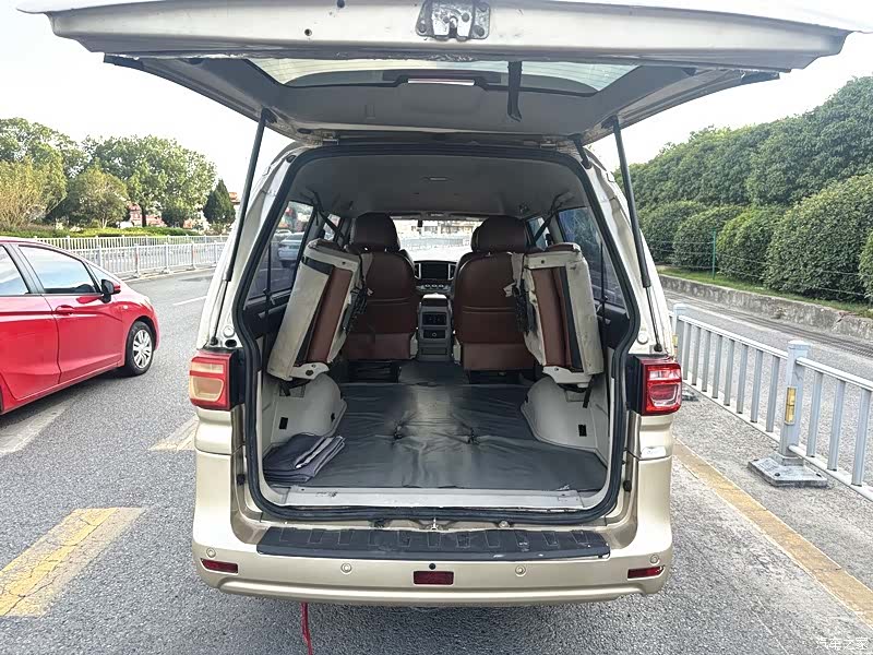 DongFeng M5, 2019 14