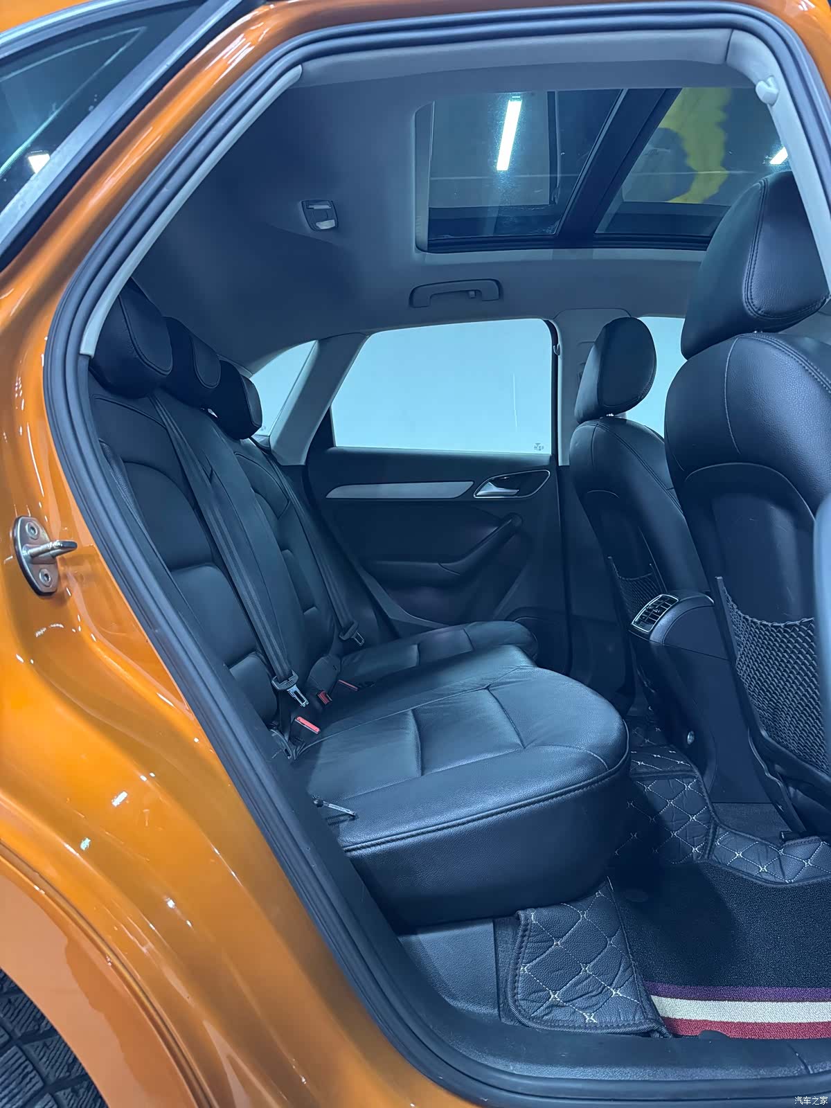 Audi Q3, 2014 24