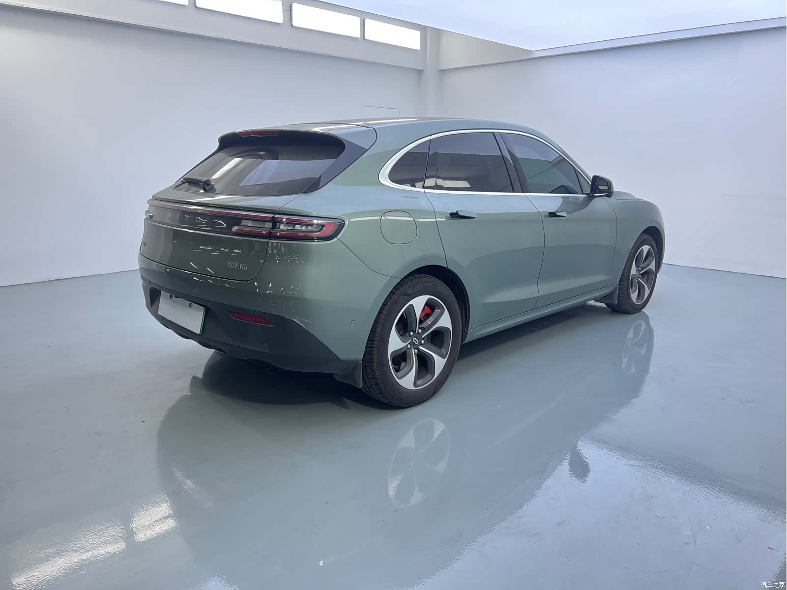AITO M5, 2022 11