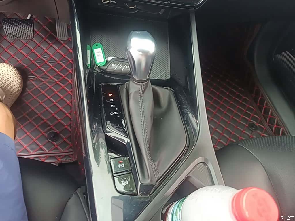 Roewe i5, 2023 14
