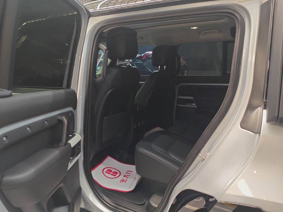 Land Rover guard Land Rover guard
