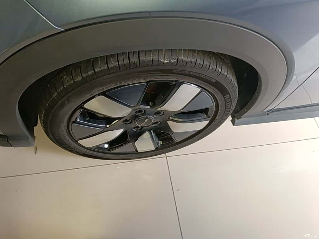 BYD Dolphin, 2023 23