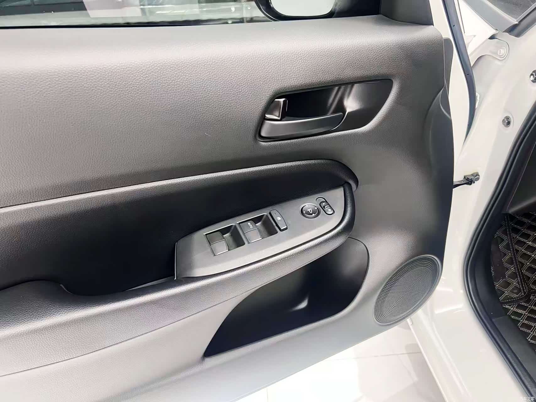 Honda Fit, 2025 14