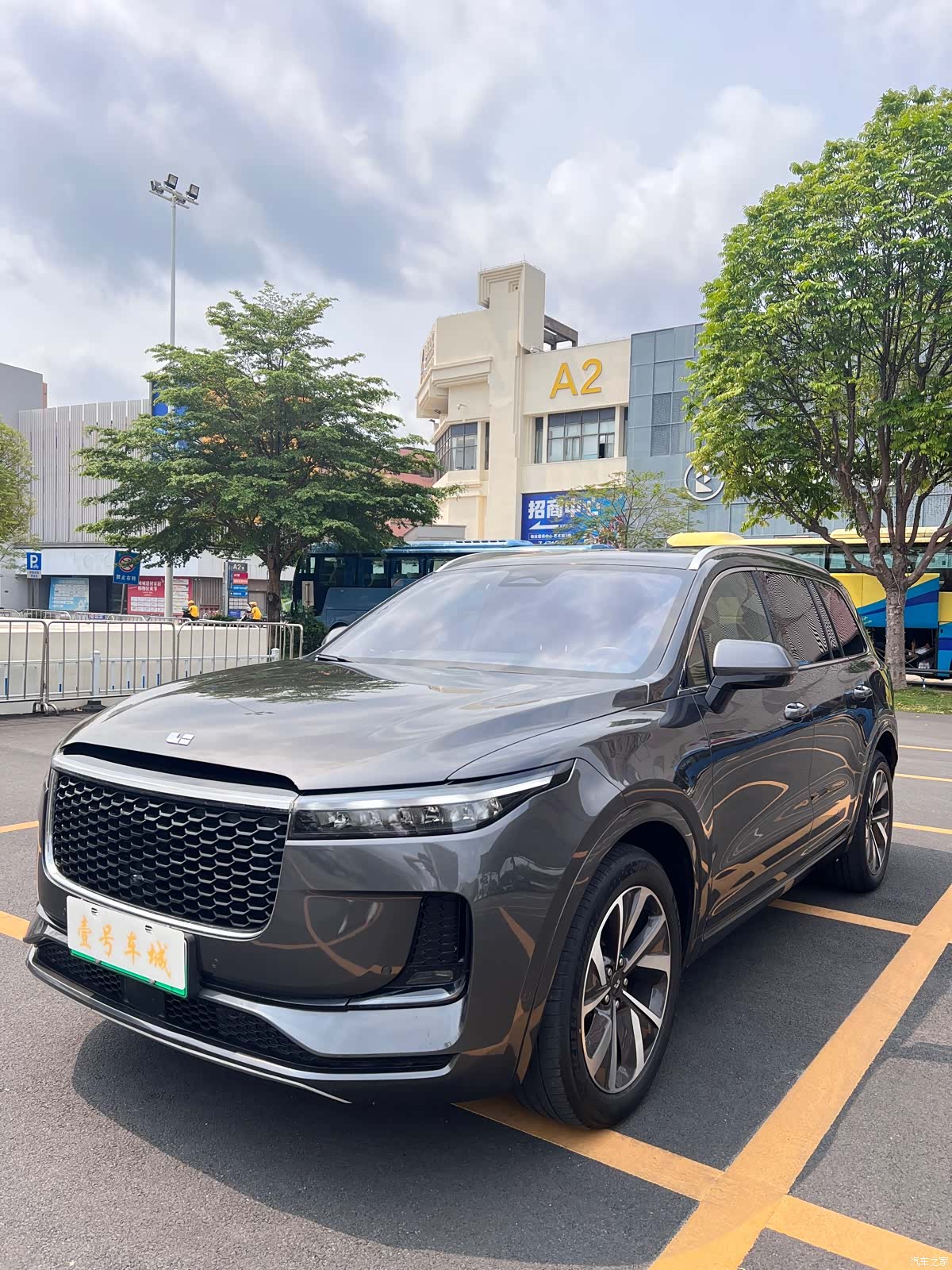 Li Auto ONE, 2022 1