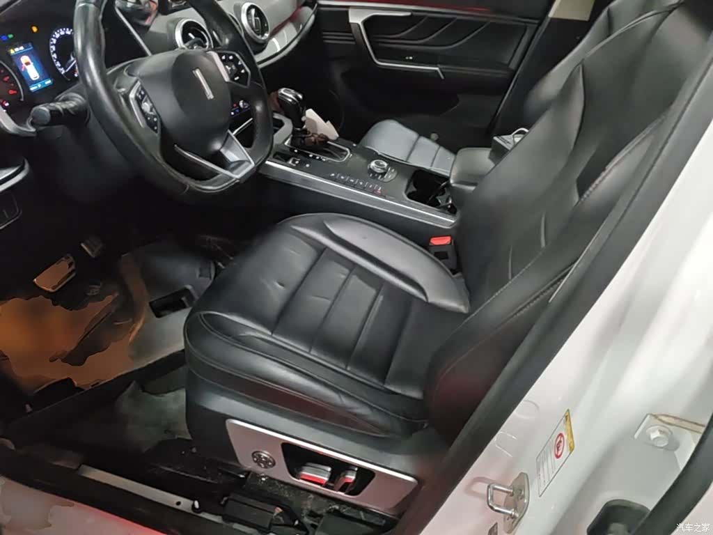 WEY VV5, 2019 11