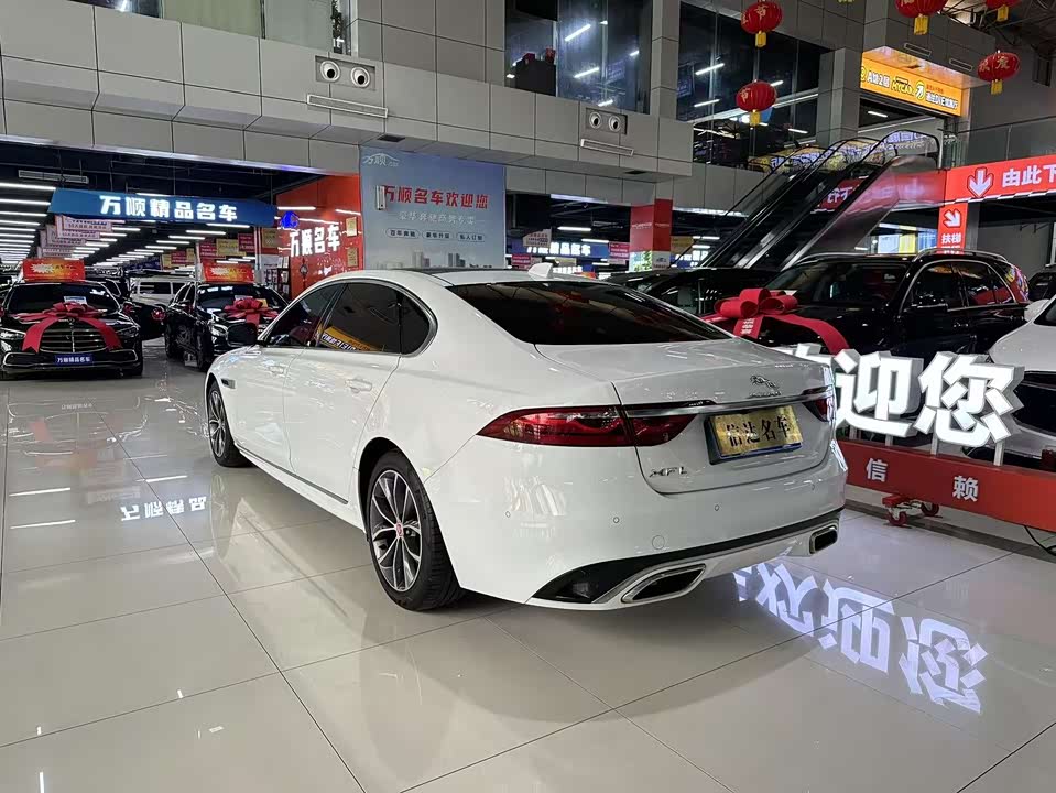 Jaguar XFL Jaguar XFL