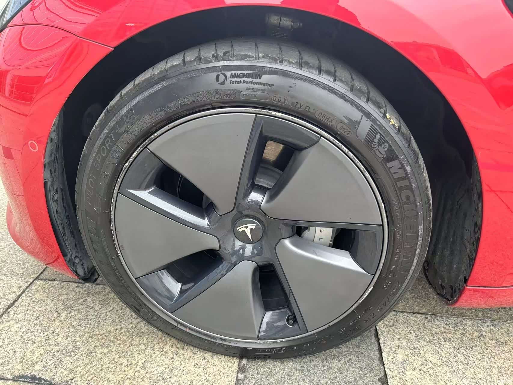 Tesla Model 3, 2022 4