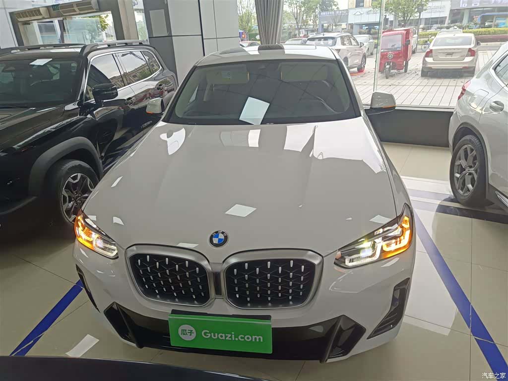 BMW X4, 2022 3