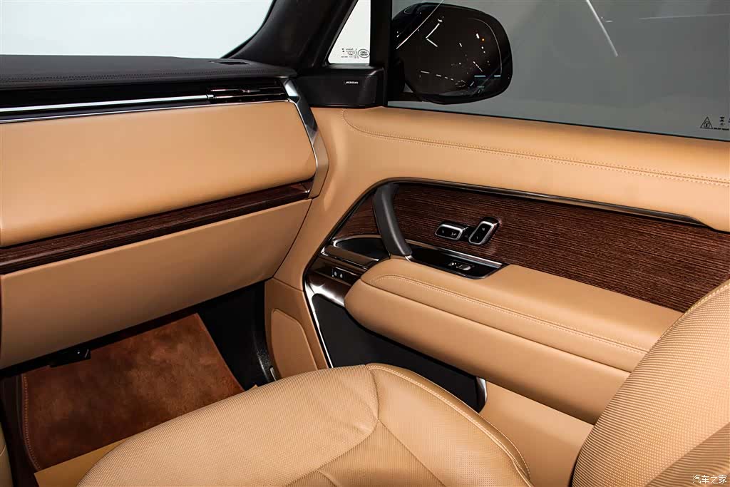 Land Rover Range Rover, 2024 25