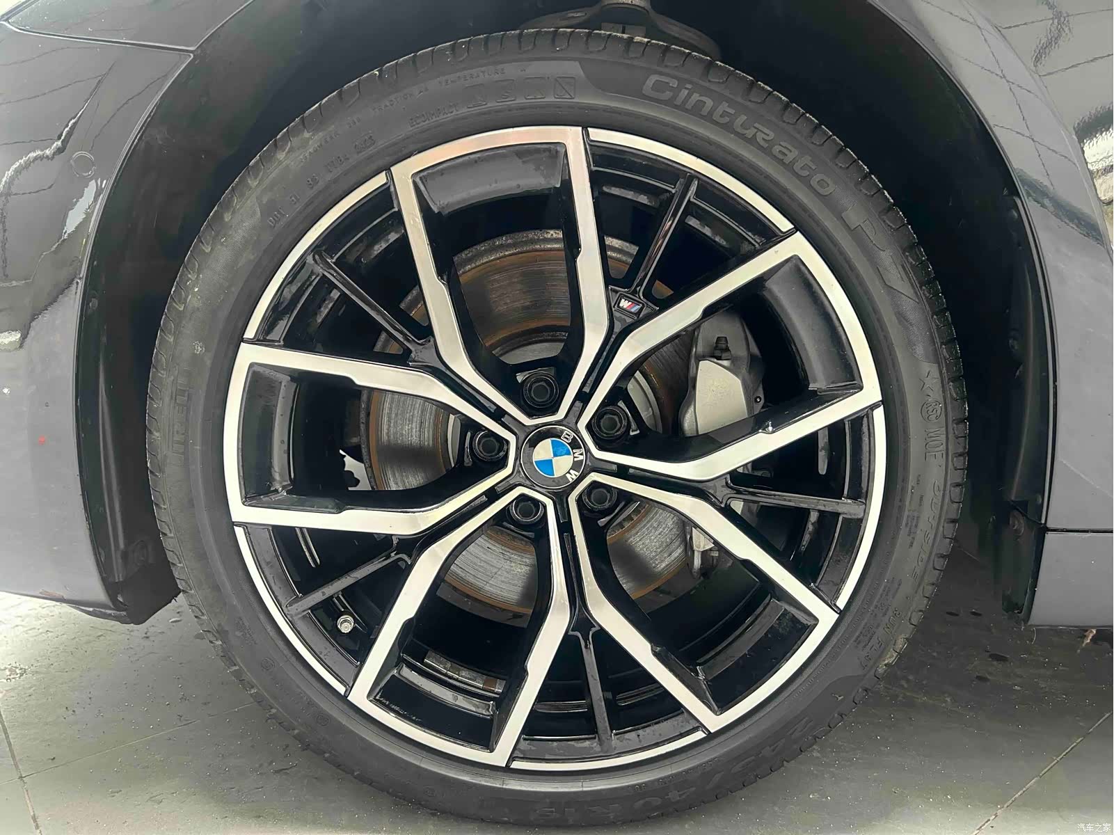 BMW 5 Series, 2023 3