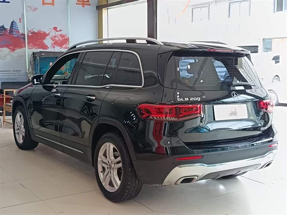 Mercedes-Benz GLB Mercedes-Benz GLB