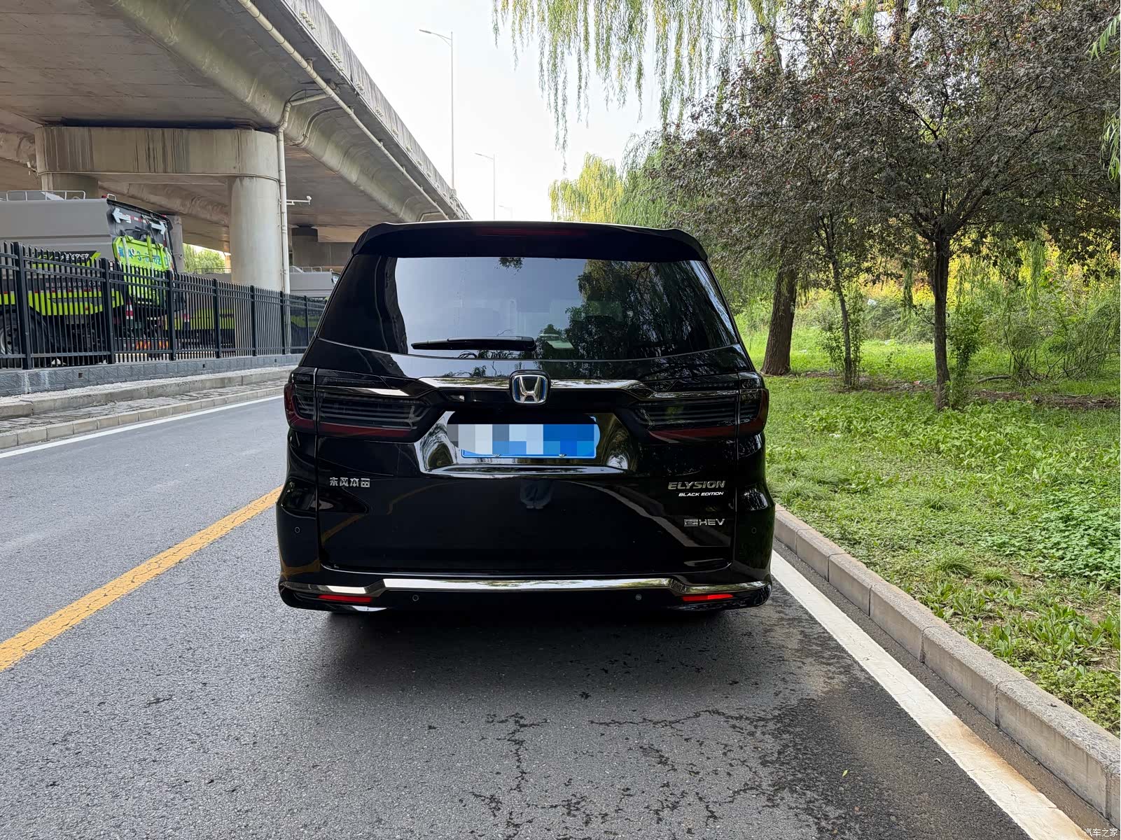 Honda Elysion, 2025 3