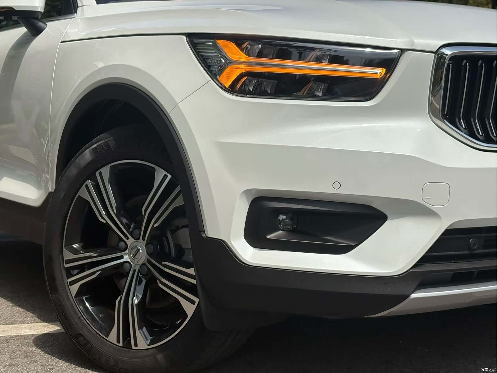 Volvo XC40, 2022 4