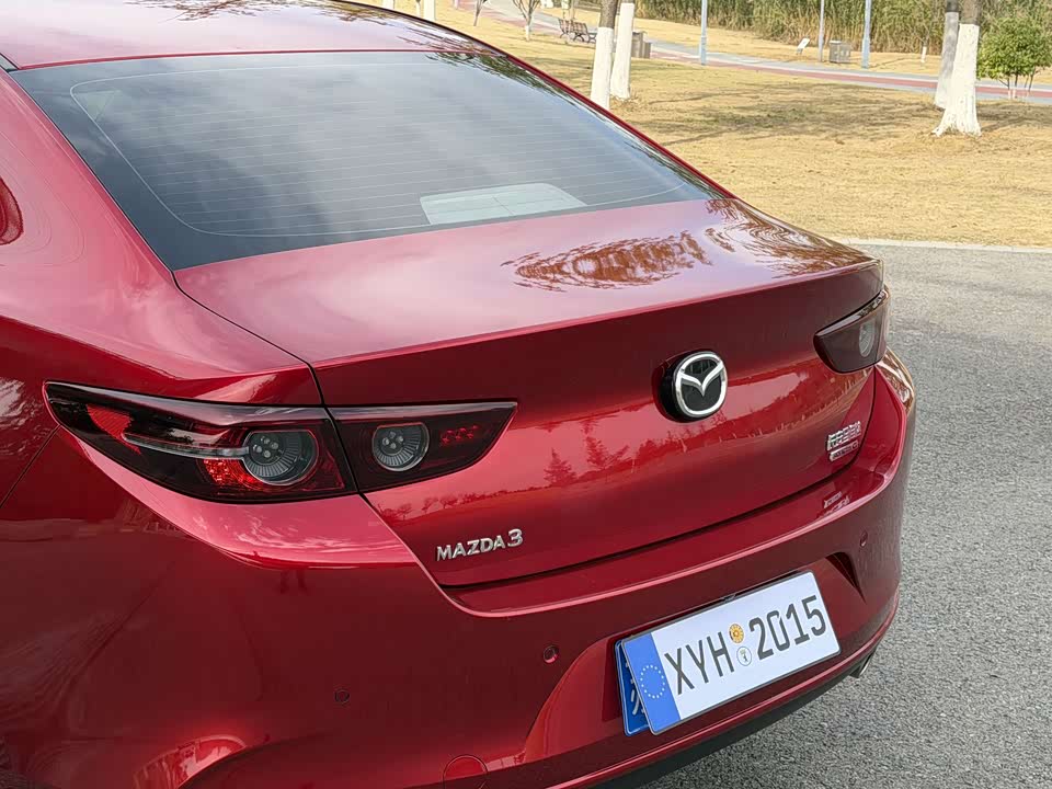 Mazda 3 Angkesaila