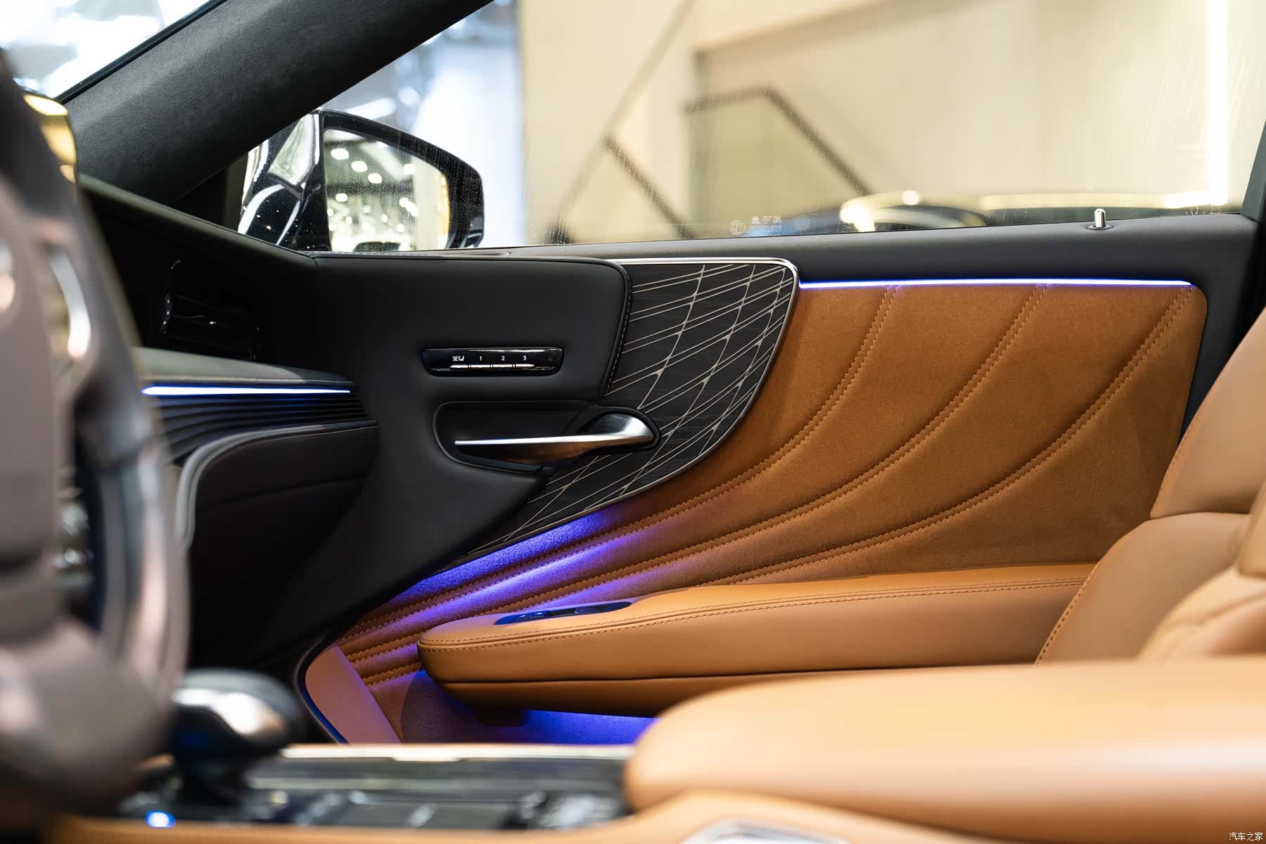 Lexus LS, 2021 20