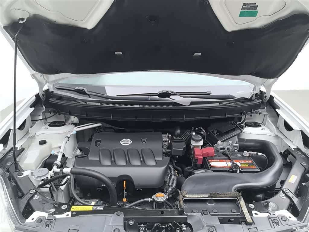 Nissan MX6, 2015 6