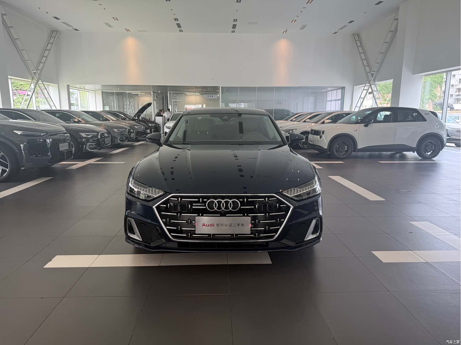 Audi A7L, 2022 2