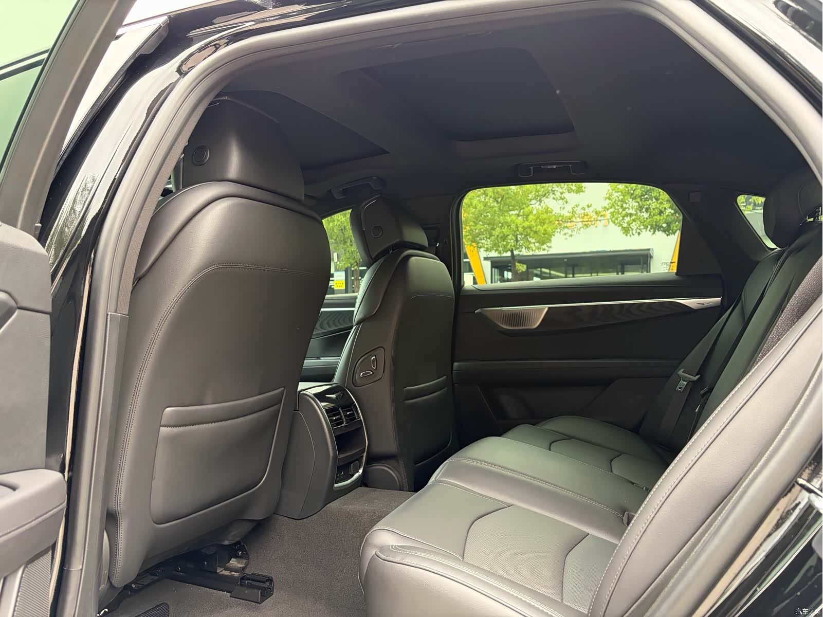 Cadillac CT6, 2024 10