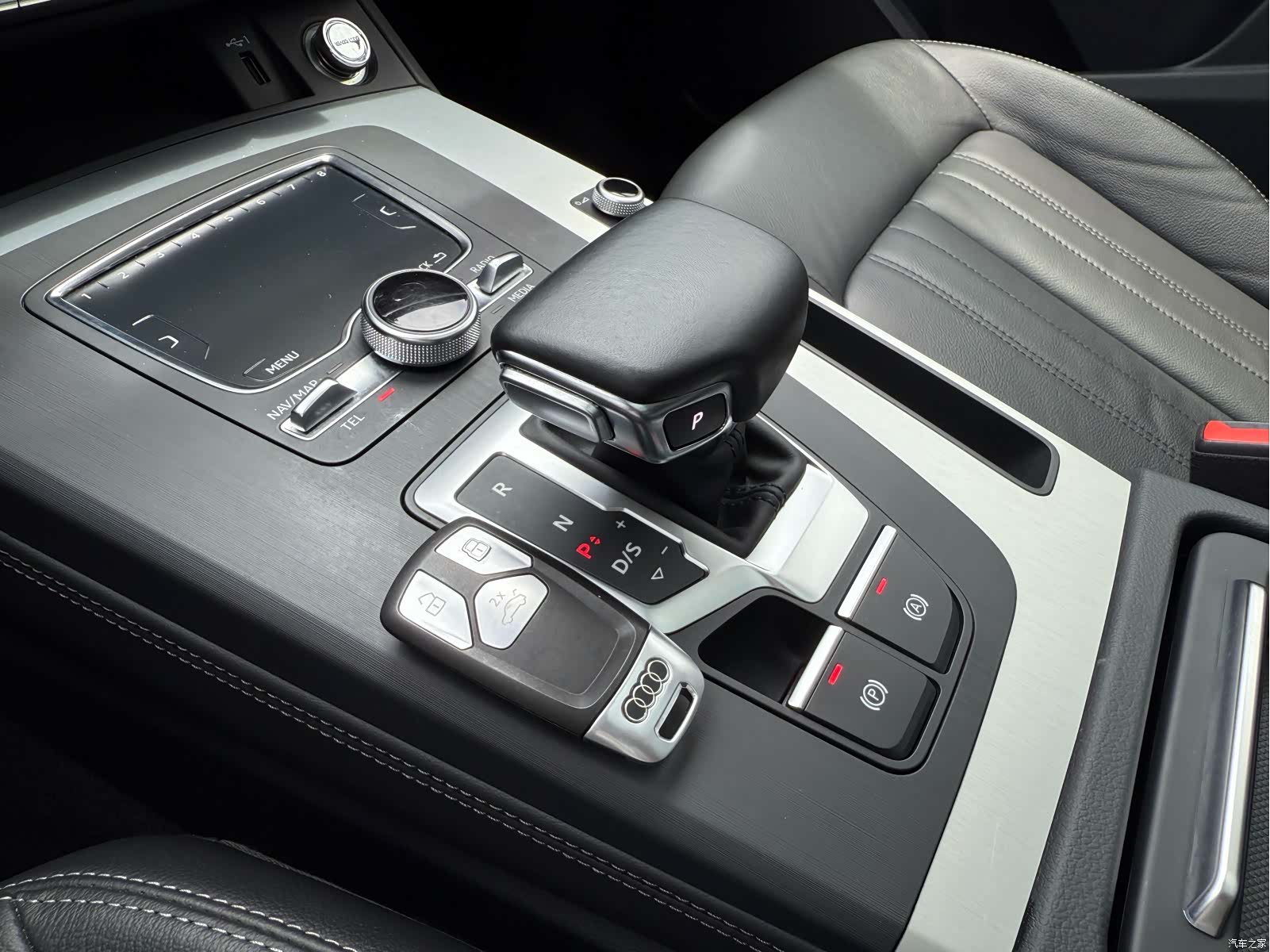 Audi Q5L, 2020 14