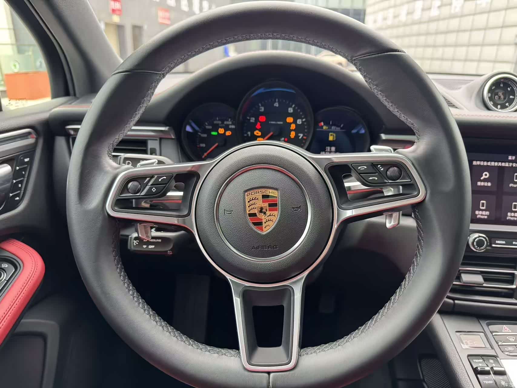 Porsche Macan, 2019 11