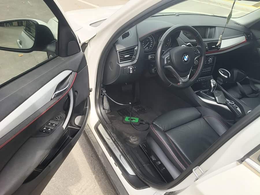 BMW X1 2015, фото 15
