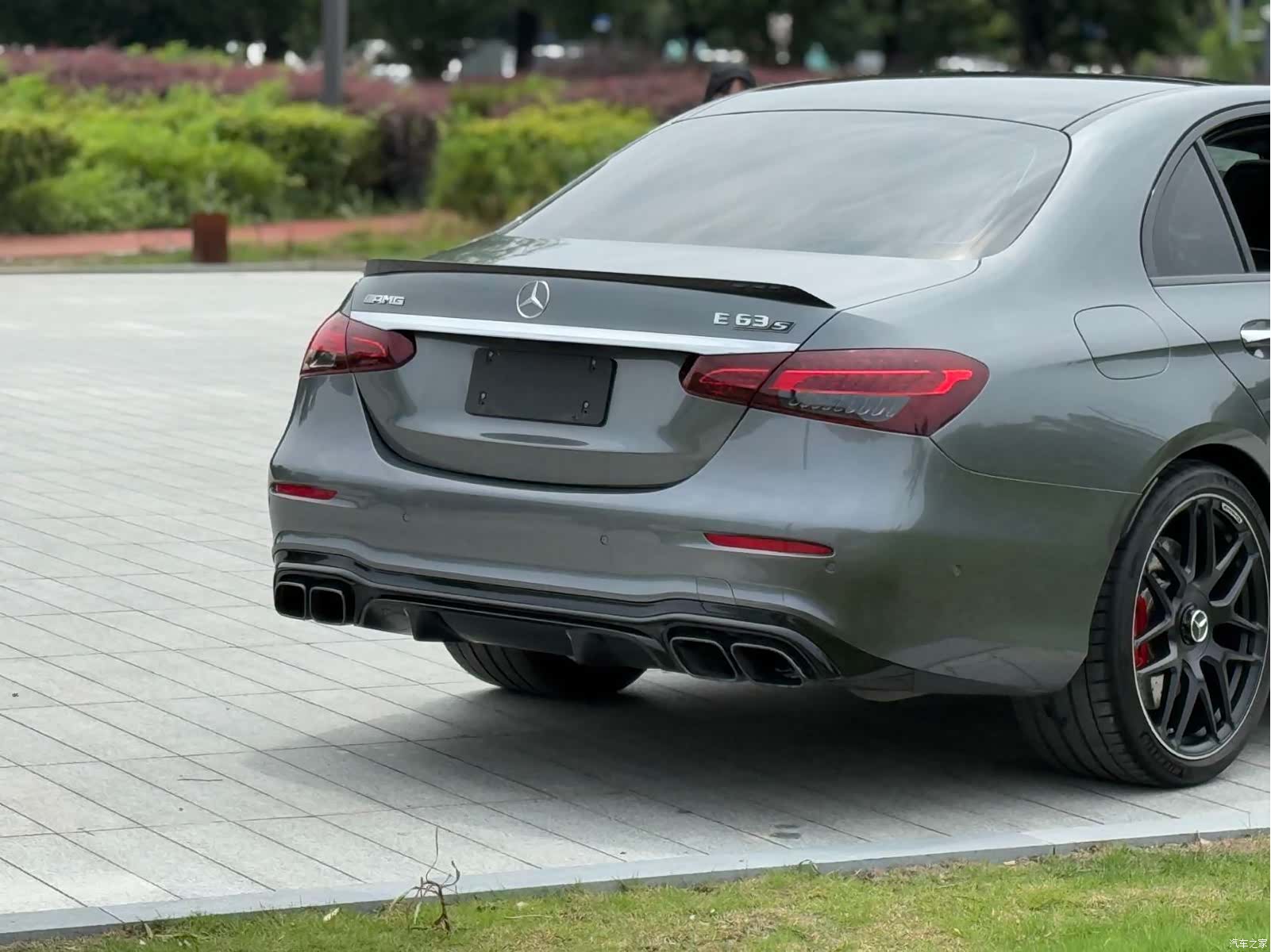 Mercedes-Benz E-Class, 2021 4