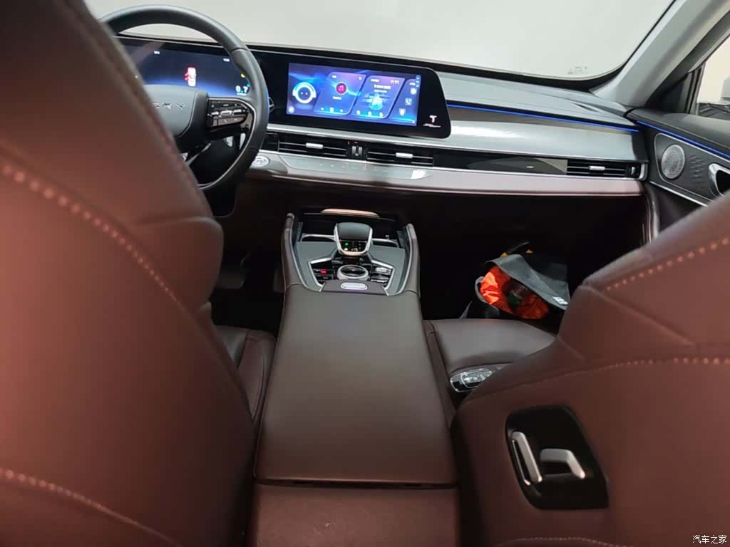 Chery Tiggo 8, 2023 13