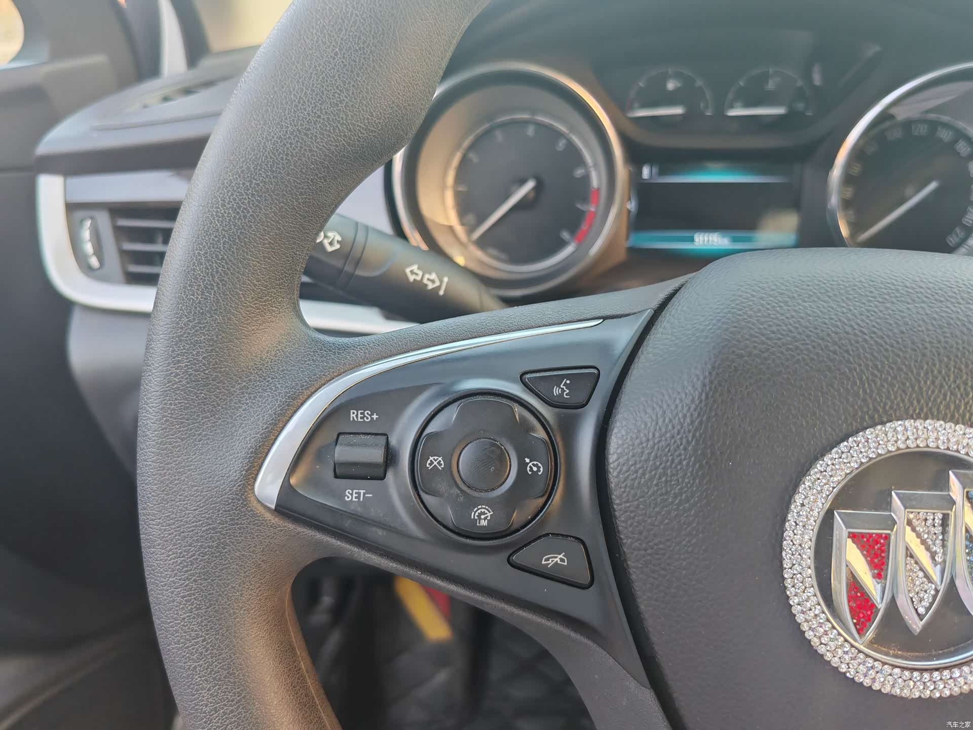 Buick Verano, 2019 7