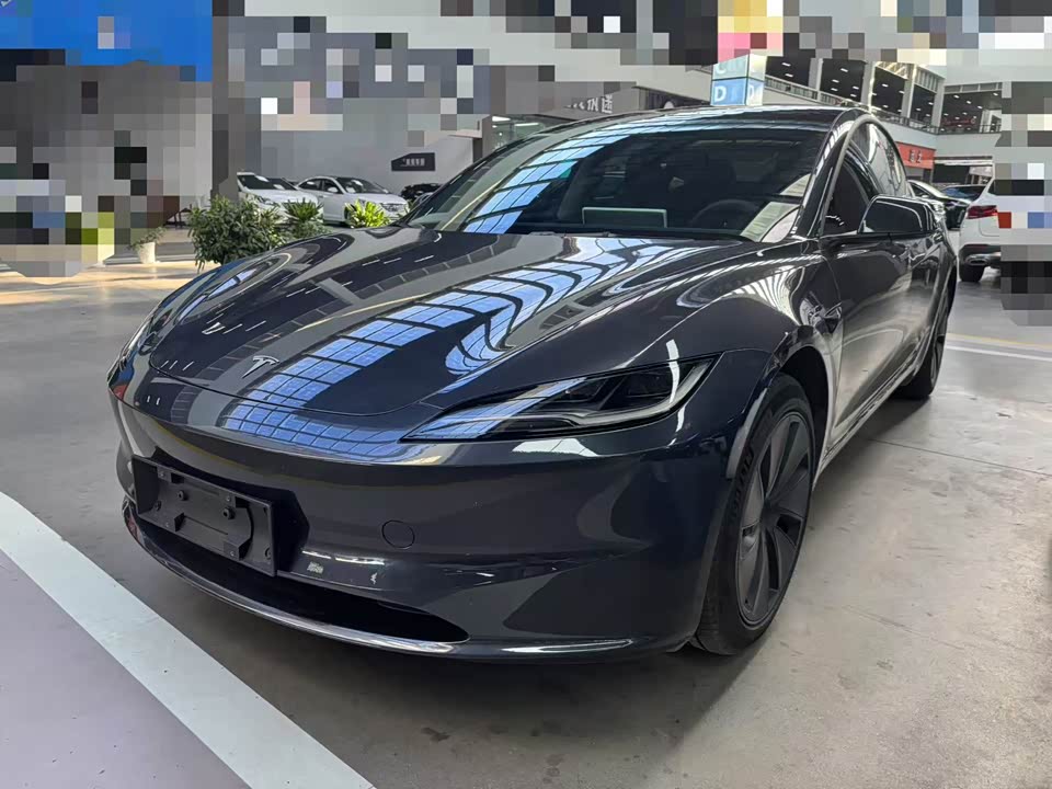 Tesla Model 3 Tesla Model 3