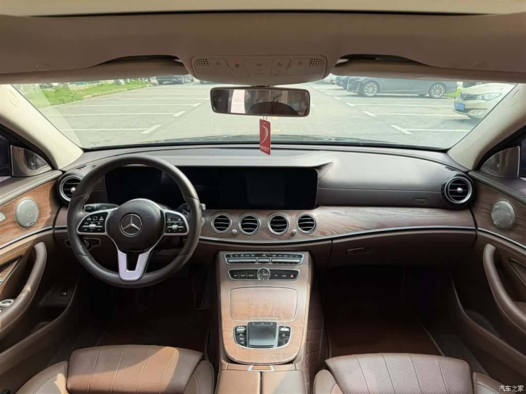 Mercedes-Benz E-Class, 2020 23