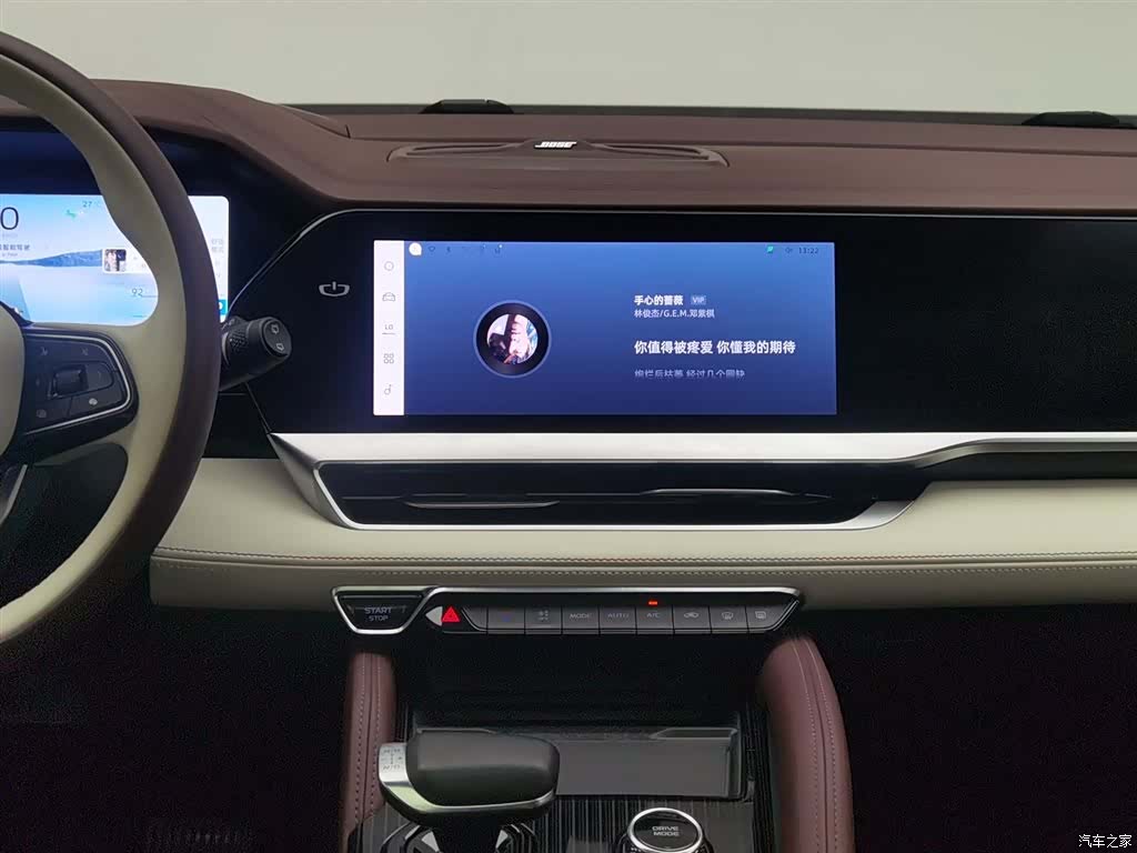 Geely Xingyue L, 2022 12