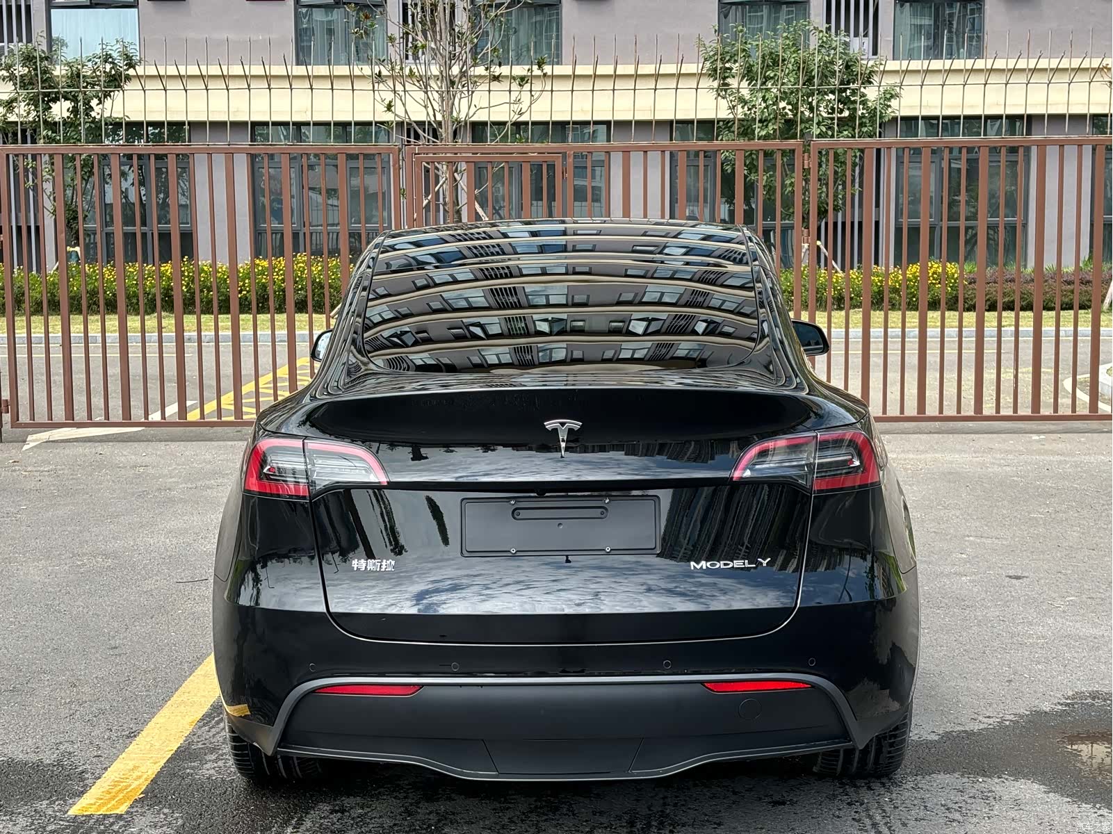 Tesla Model Y, 2022 20