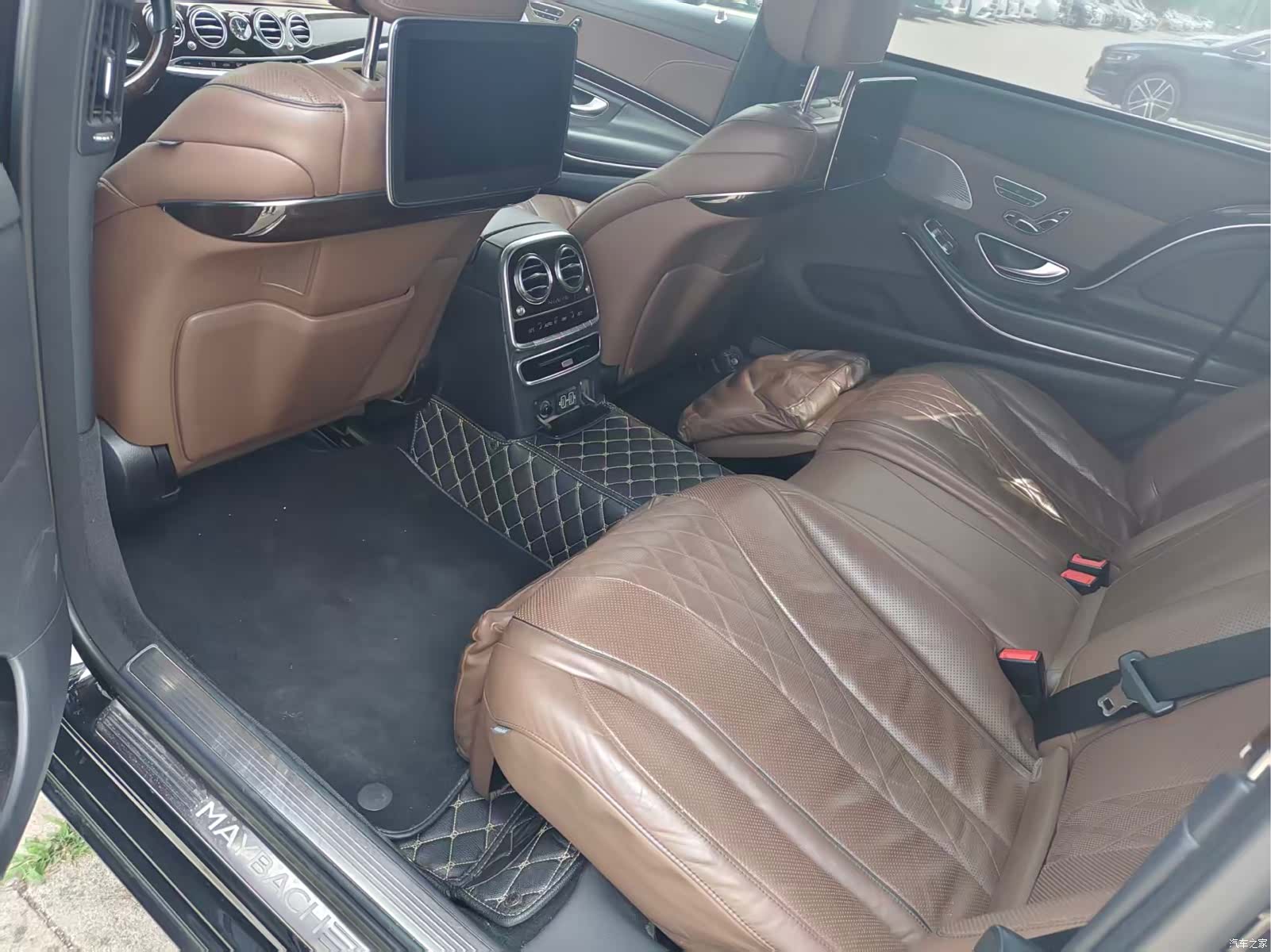 Maybach S-Class, 2019 8