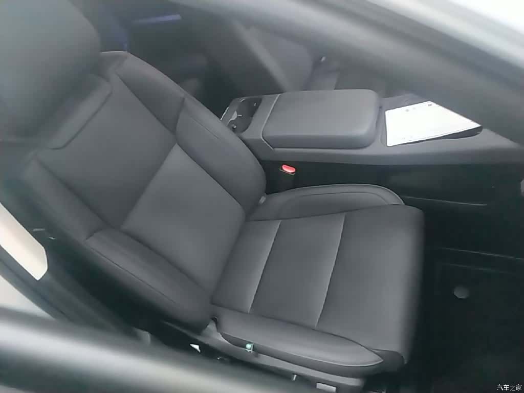 Leapmotor C10, 2025 25