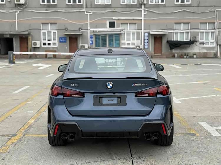 BMW M235L