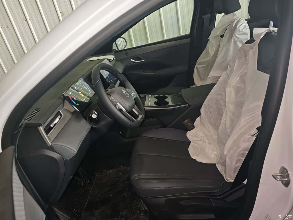 BYD Qin, 2026 15