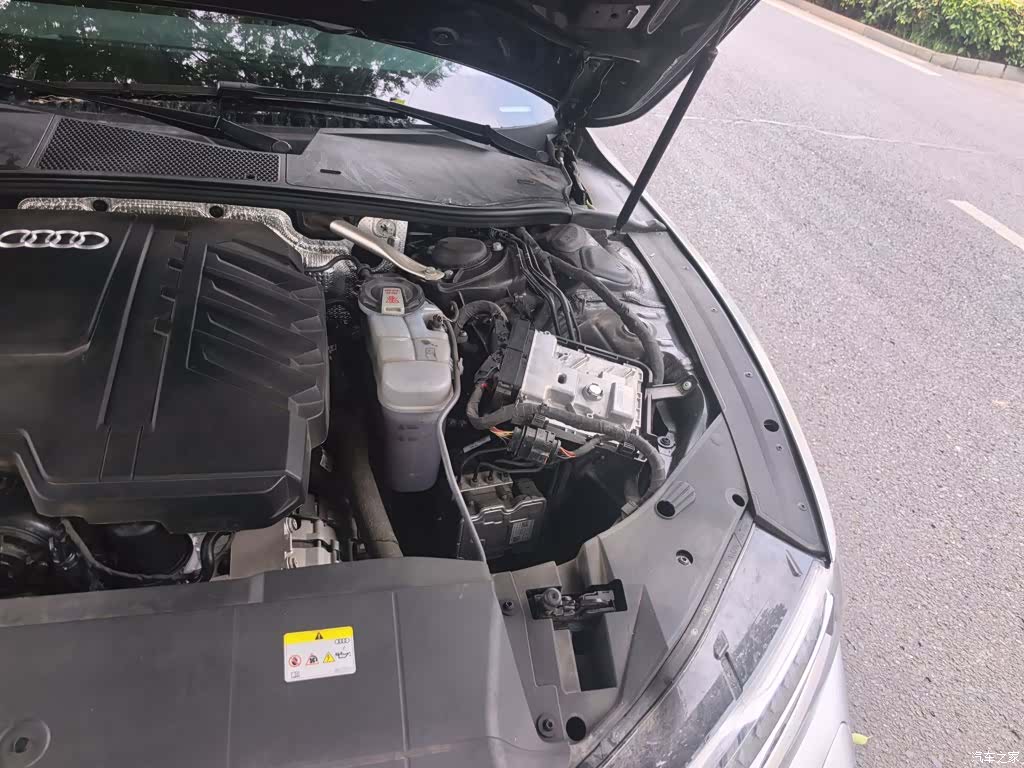 Audi A7L, 2024 22