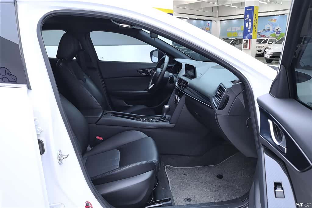 Mazda CX-4, 2020 8