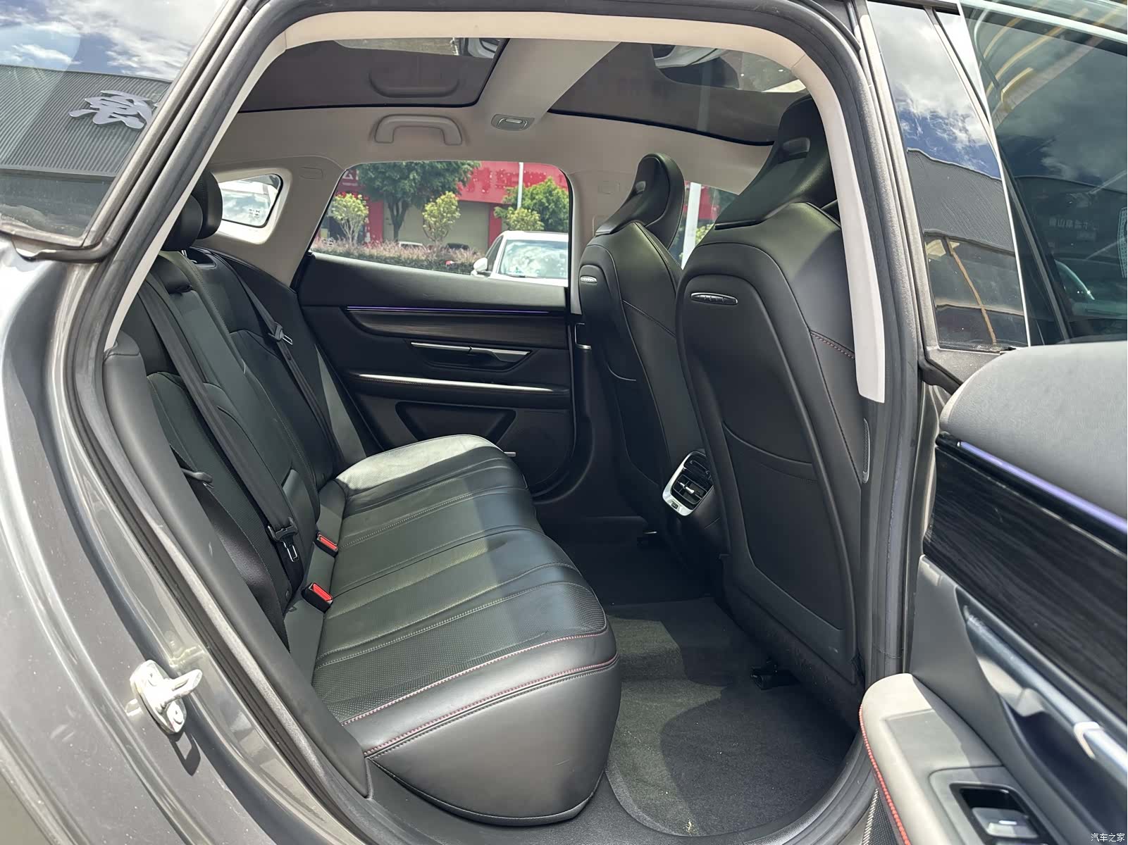 Xpeng P7, 2020 12