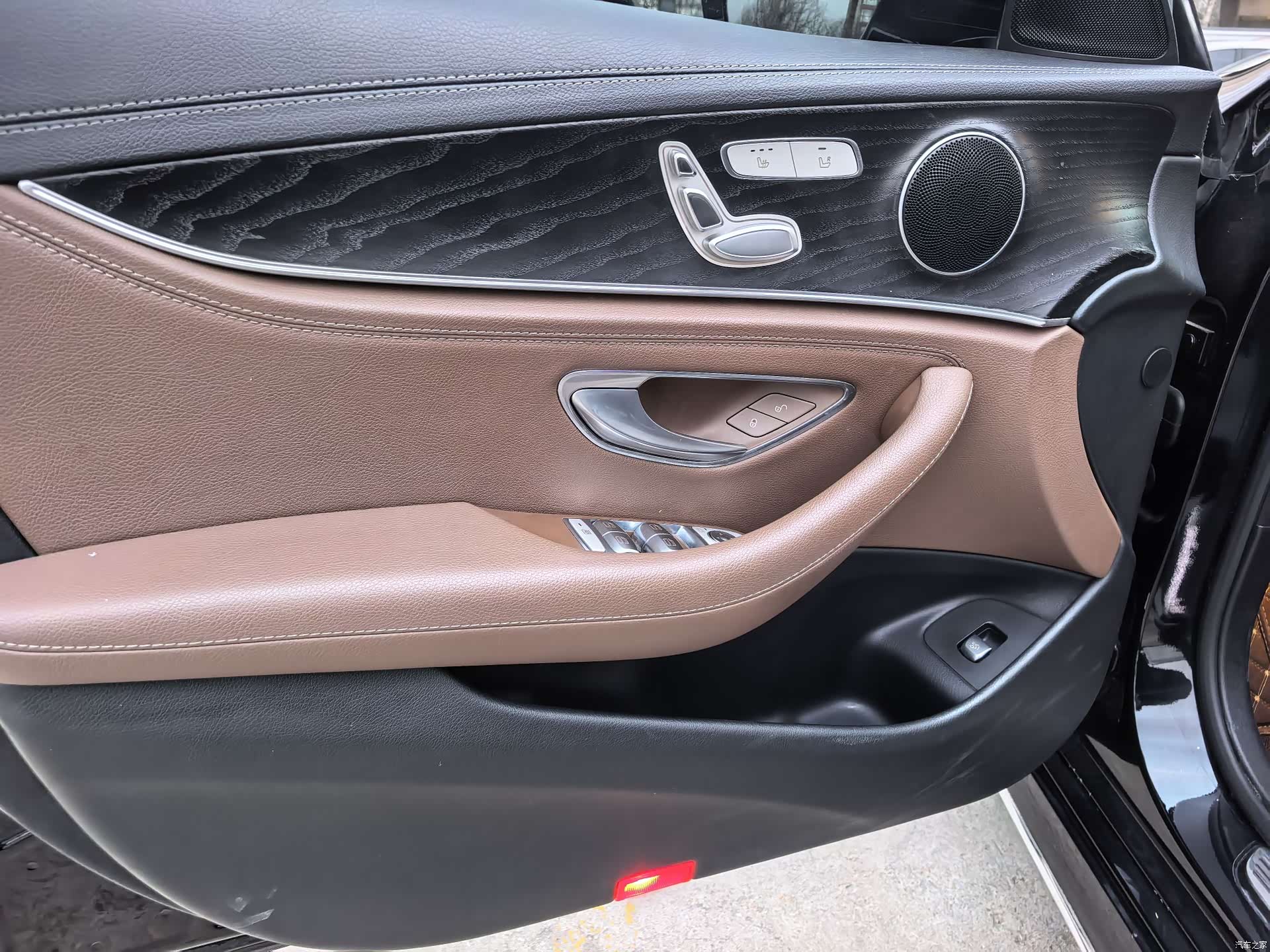 Mercedes-Benz E-Class, 2019 3