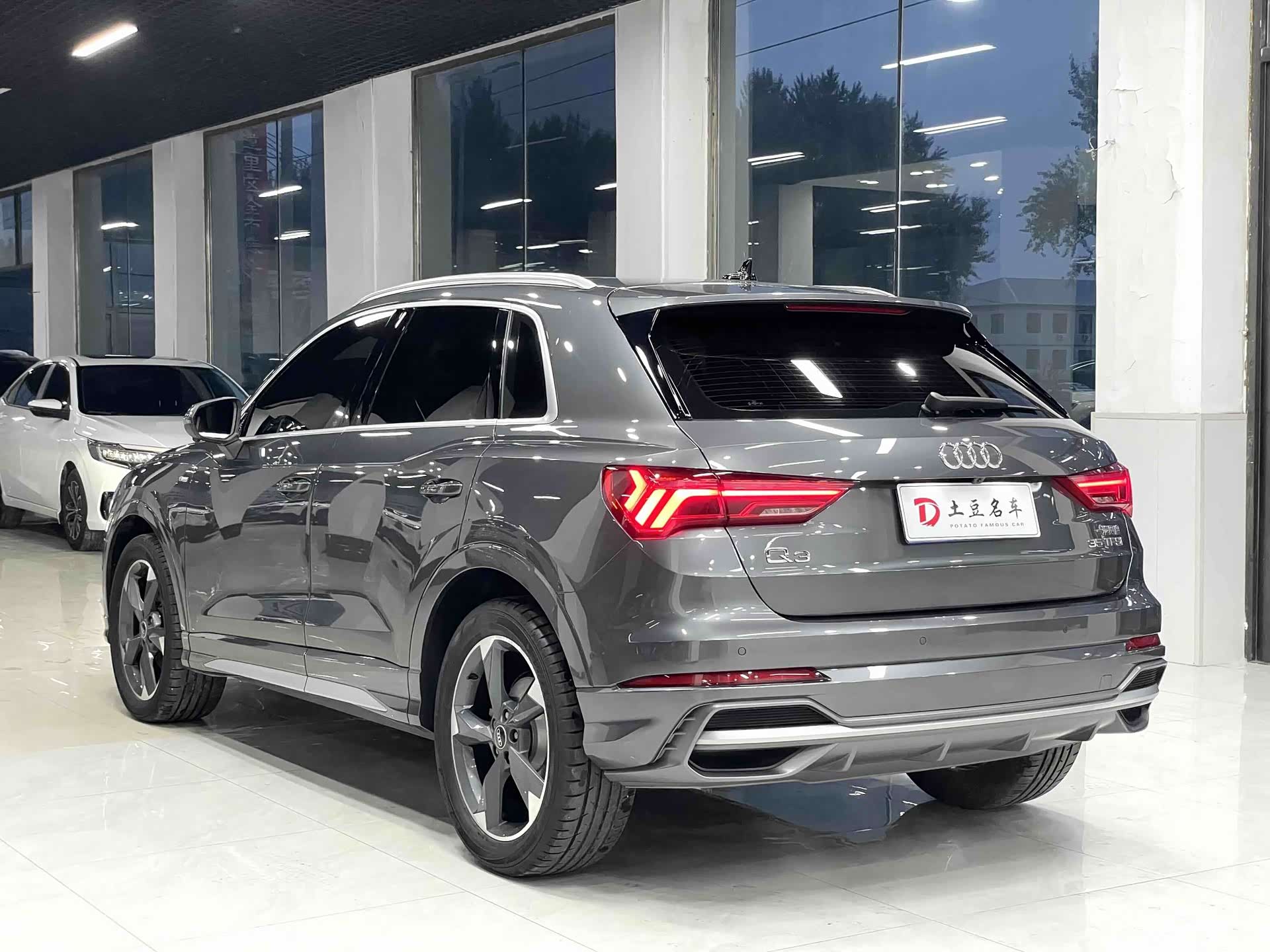Audi Q3, 2022 7