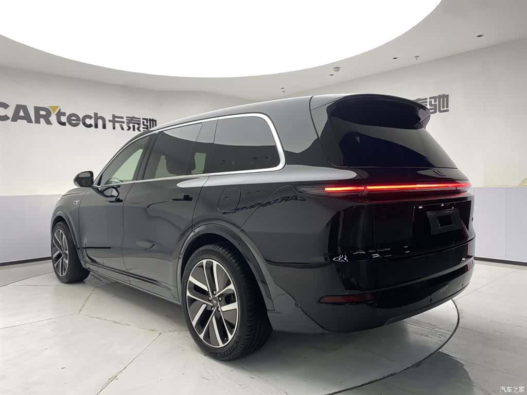 Li Auto L9, 2023 7