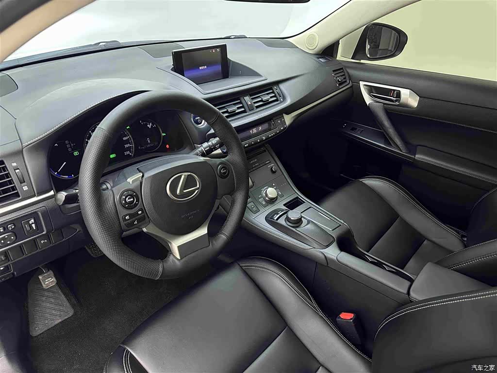 Lexus CT, 2017 15