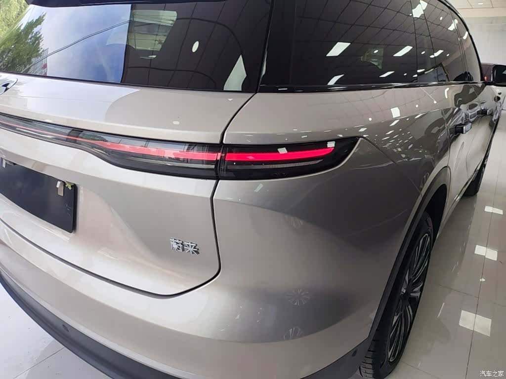 NIO ES8, 2024 8