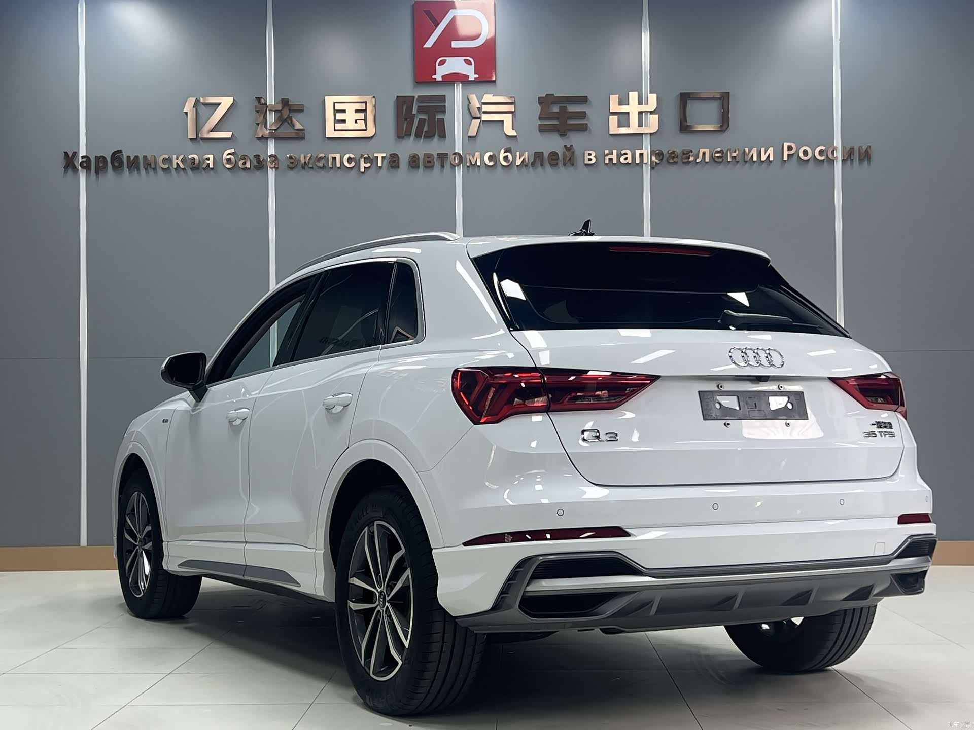 Audi Q3, 2021 все фото