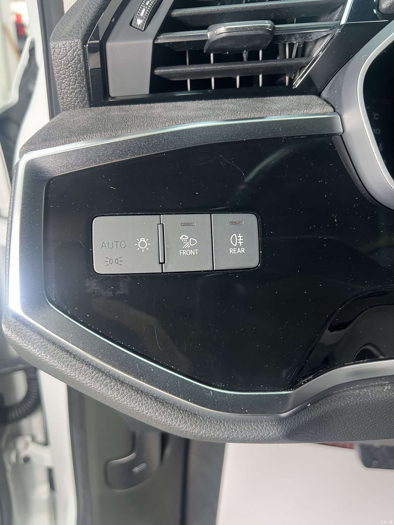 Audi Q3, 2021 11