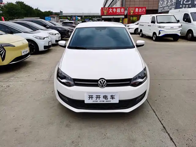 Volkswagen Polo 2014 — купить из Китая под заказ