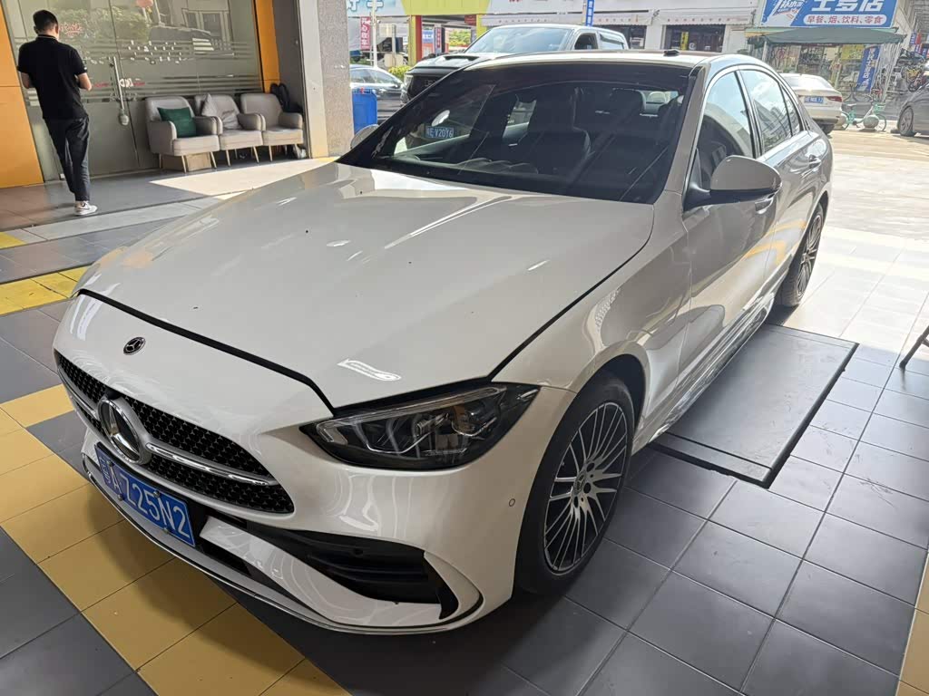 Mercedes-Benz C-Class
