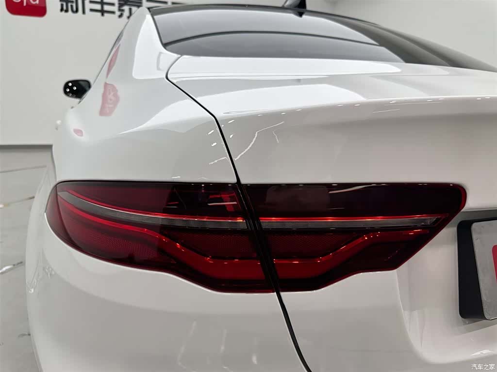 Land Rover XEL, 2022 29