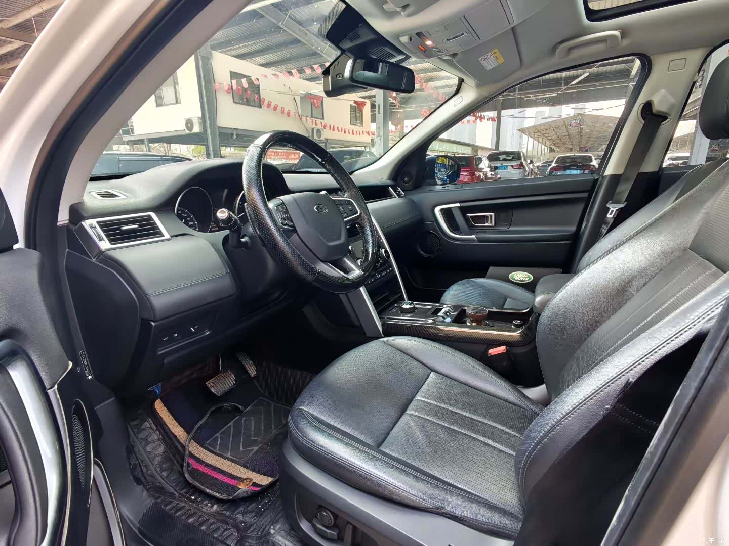 Land Rover Discovery, 2019 4